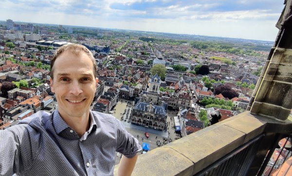 Your smiling guide on the new church